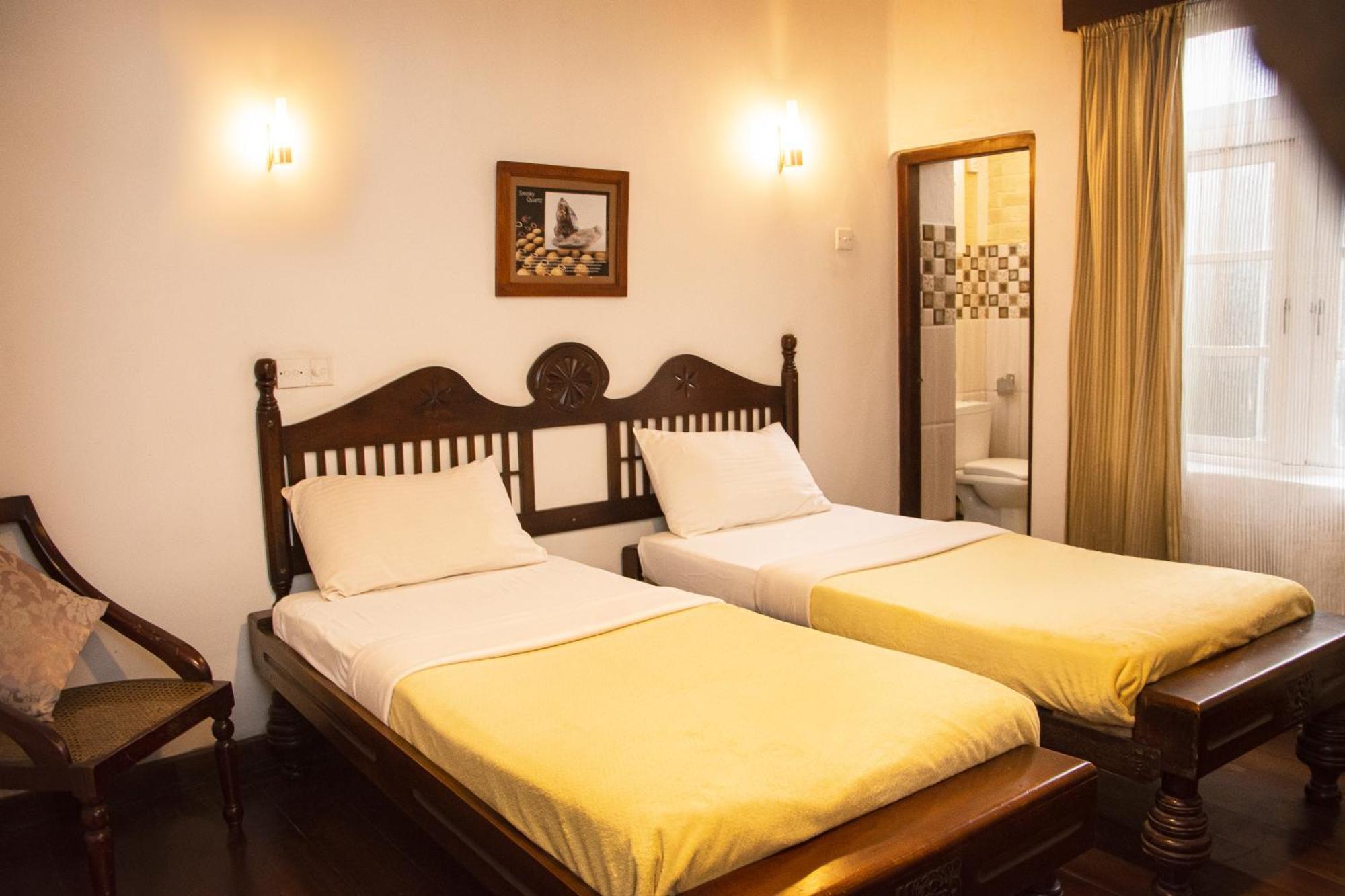 The Golf Green City Bungalow Nuwara Eliya Bagian luar foto