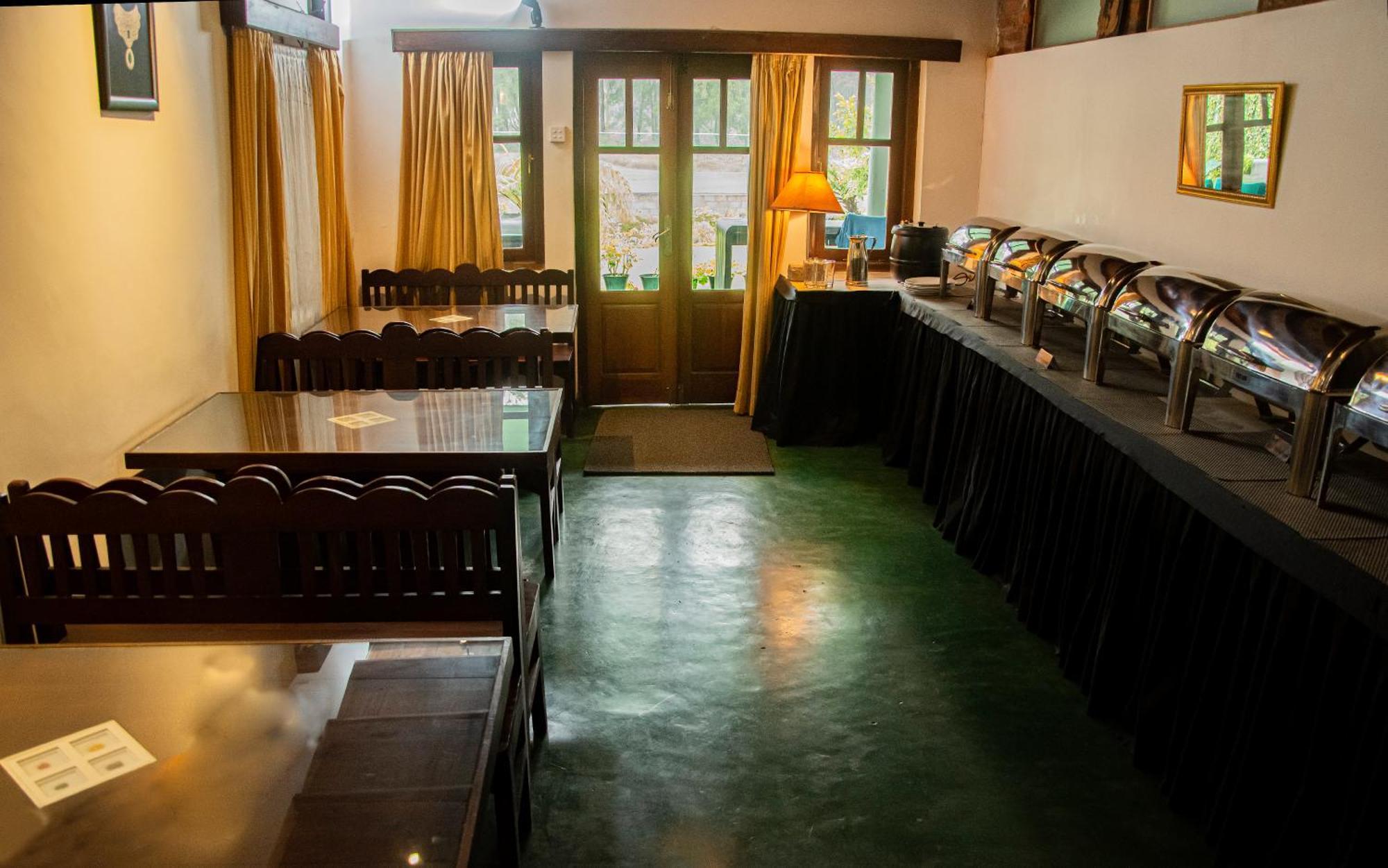 The Golf Green City Bungalow Nuwara Eliya Bagian luar foto