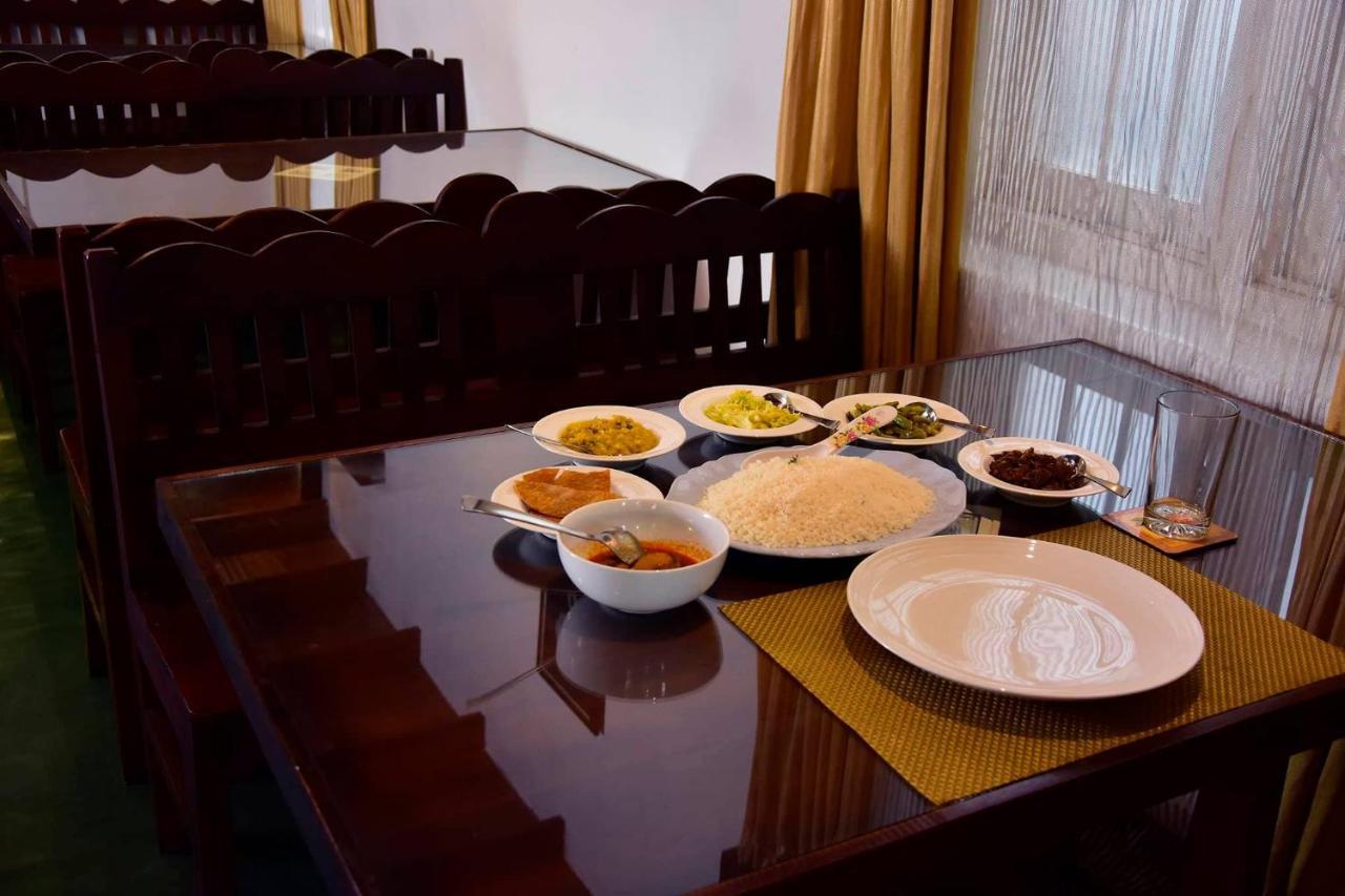 The Golf Green City Bungalow Nuwara Eliya Bagian luar foto